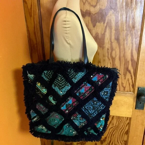 NWOT Ibban patchwork fringed oversized purse - Picture 11 of 14
